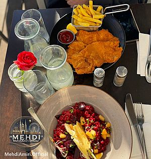 Read more about the article اینم از غذا های رستوران اتریشی 😲🙄