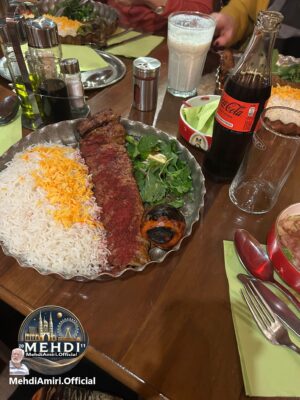 دربارۀ این مقاله بیشتر بخوانید هیچی غذای ایرانی نمیشه , چه مرغی, چه برگی! 😍💝