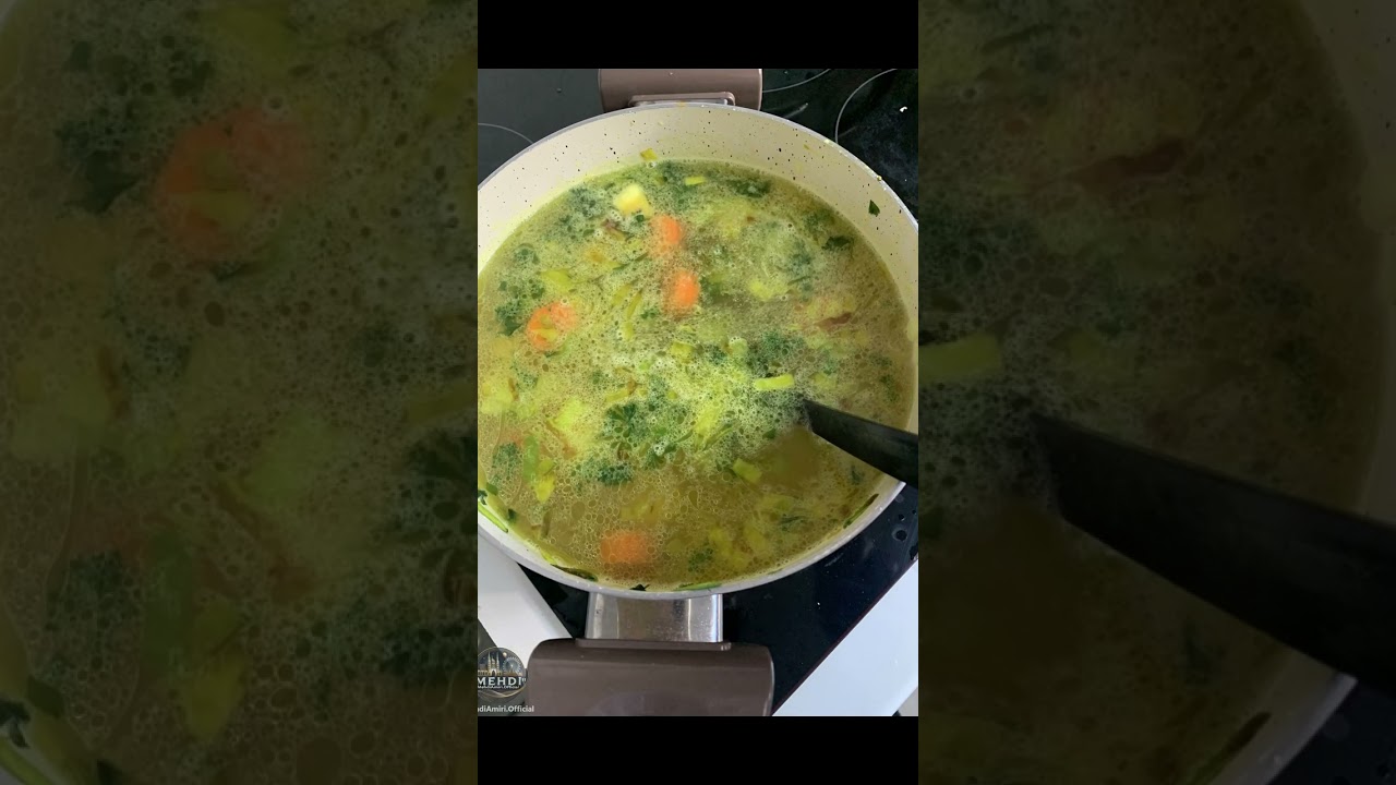 دربارۀ این مقاله بیشتر بخوانید سوپ سبزی با طعم مرغ به این خوشمزگی😨😱Vegetablae soup
